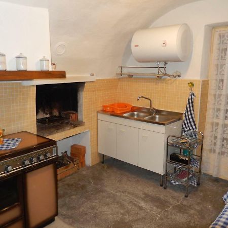 A Ca' Da Maigrana Apartment Olivetta Exterior photo